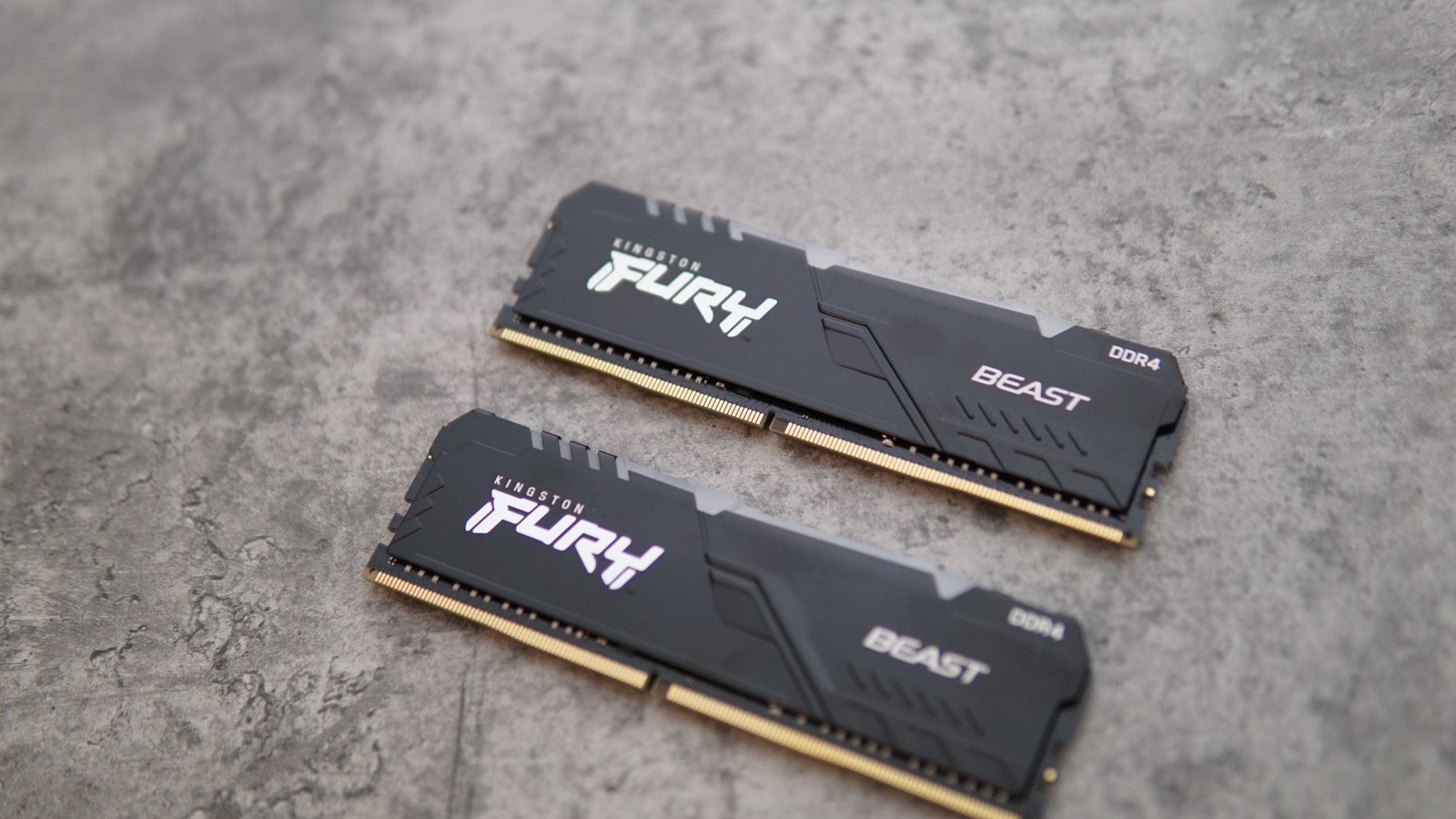 Review 32GB Kingston FURY BEAST DDR4 RGB 3600 MHz RAM Kit Games 