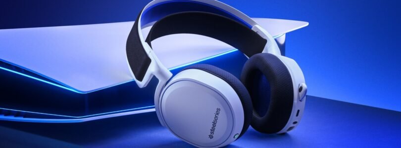 SteelSeries announces the Arctis 7+ and Arctis 7P+ wireless gaming headsets