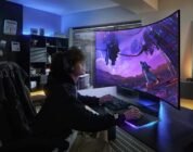 Samsung launches world’s first 55-inch 1000R curved gaming monitor in the UAE