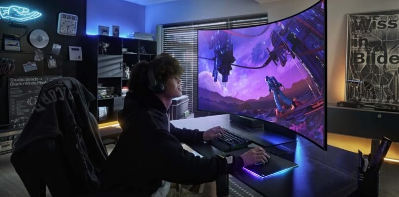 Samsung launches world’s first 55-inch 1000R curved gaming monitor in the UAE